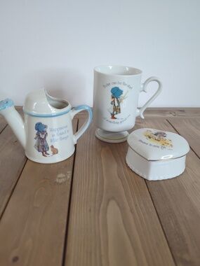 Vintage Holly Hobbie Trinkets Mug Watering Can Lot (3 items)